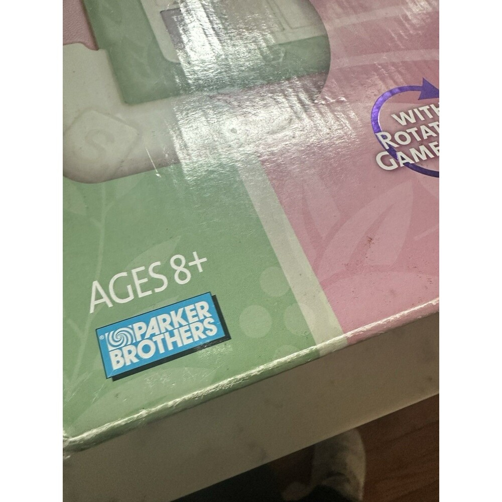 Scrabble Designer's Edition Toys R Us (2008) rotating board Barbie pink VG - Picture 3 of 10